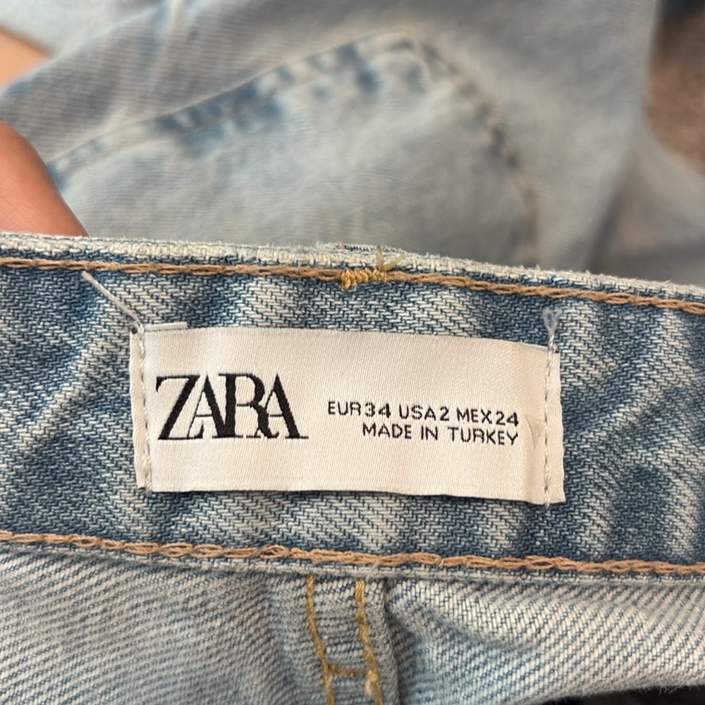 Zara TRF Light Blue Distressed Wide Leg Jeans
Discontinued style! - Picture 8 of 9